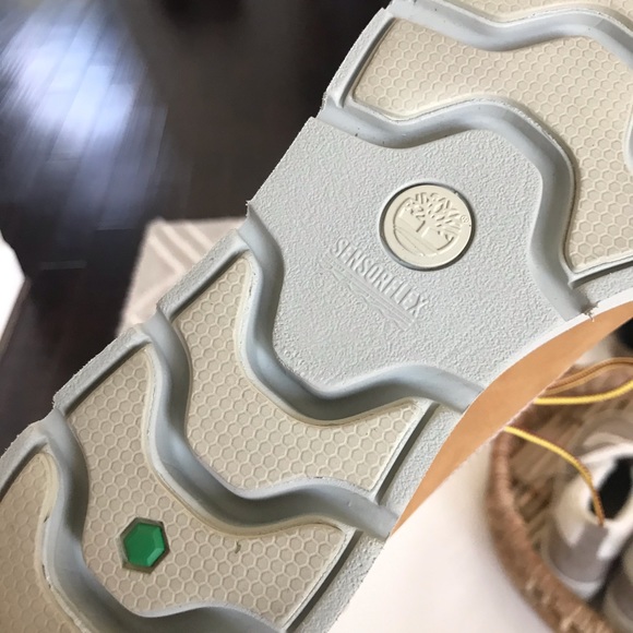 winter boots - Picture 5 of 6